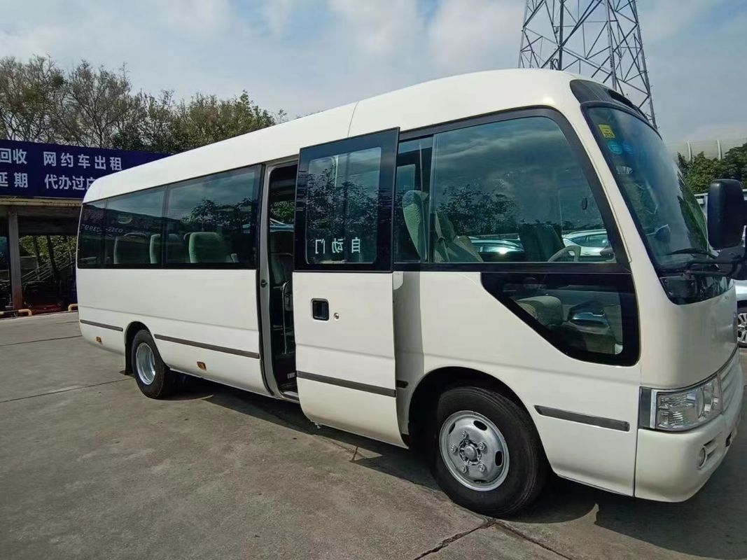 Kraftstoffbehälter 300L Max-Ausgabe 95 kw Guter Zustand LHD Gebraucht 30-Sitzer Toyota Coaster Bus