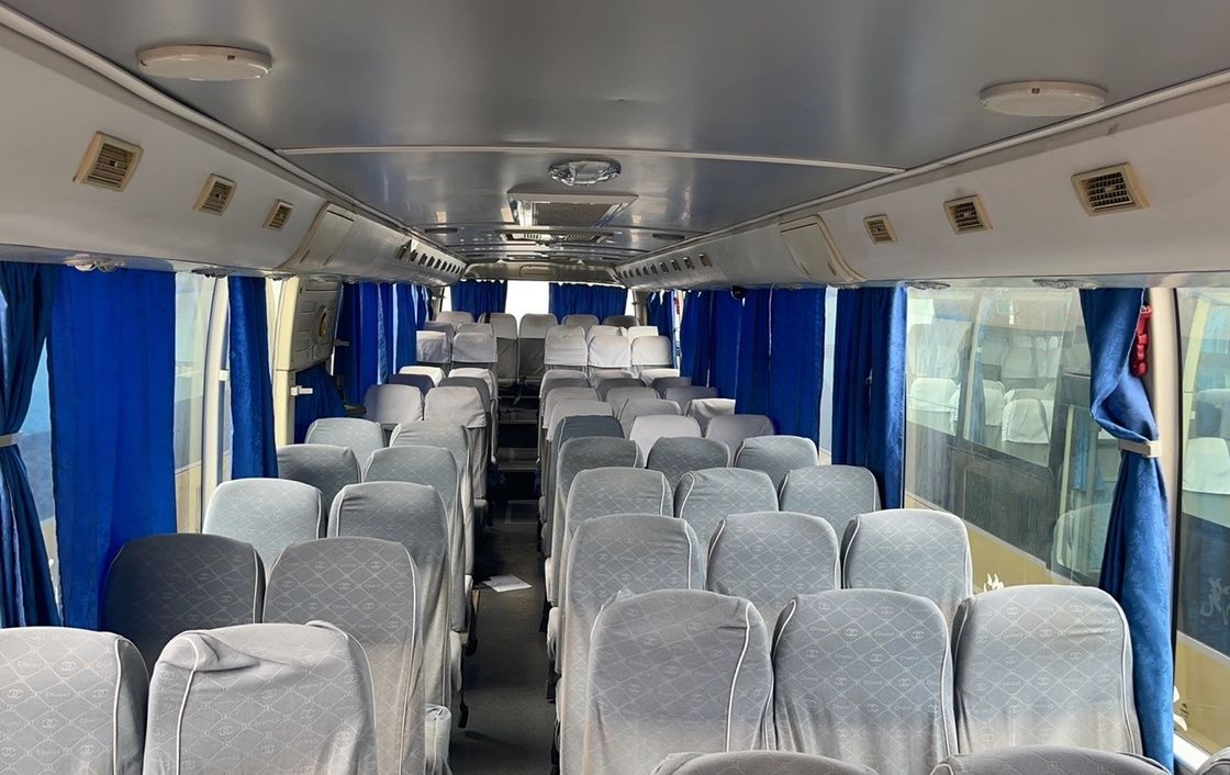 Perfekt renoviert 65 Passagiere 65 Sitze Bus mit Motor und Langradstütze
