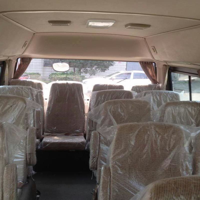 Modell 19-Sitzer RHD Mini Coaster Passagierbus 70L Ölbehälter 7.00R16 Reifen bereit zum Versand