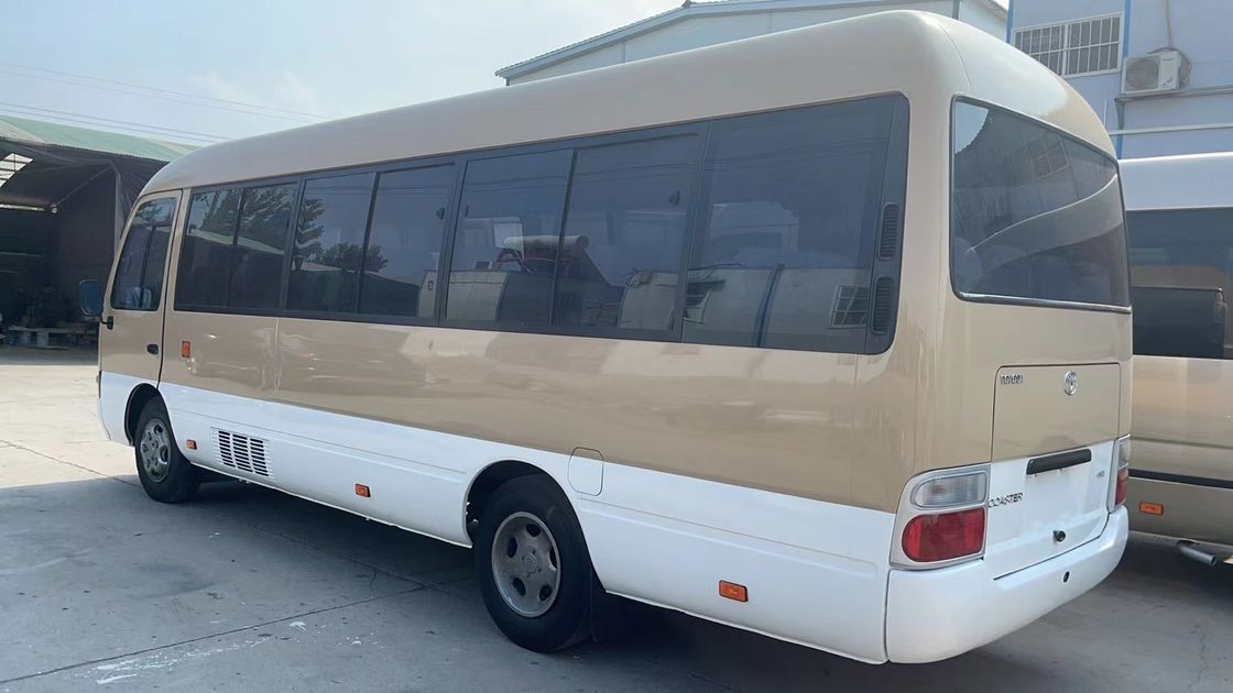 Afrikas heißester renovierter 29-Sitzer Toyota Coaster Bus mit 15B-FT Motor Modell