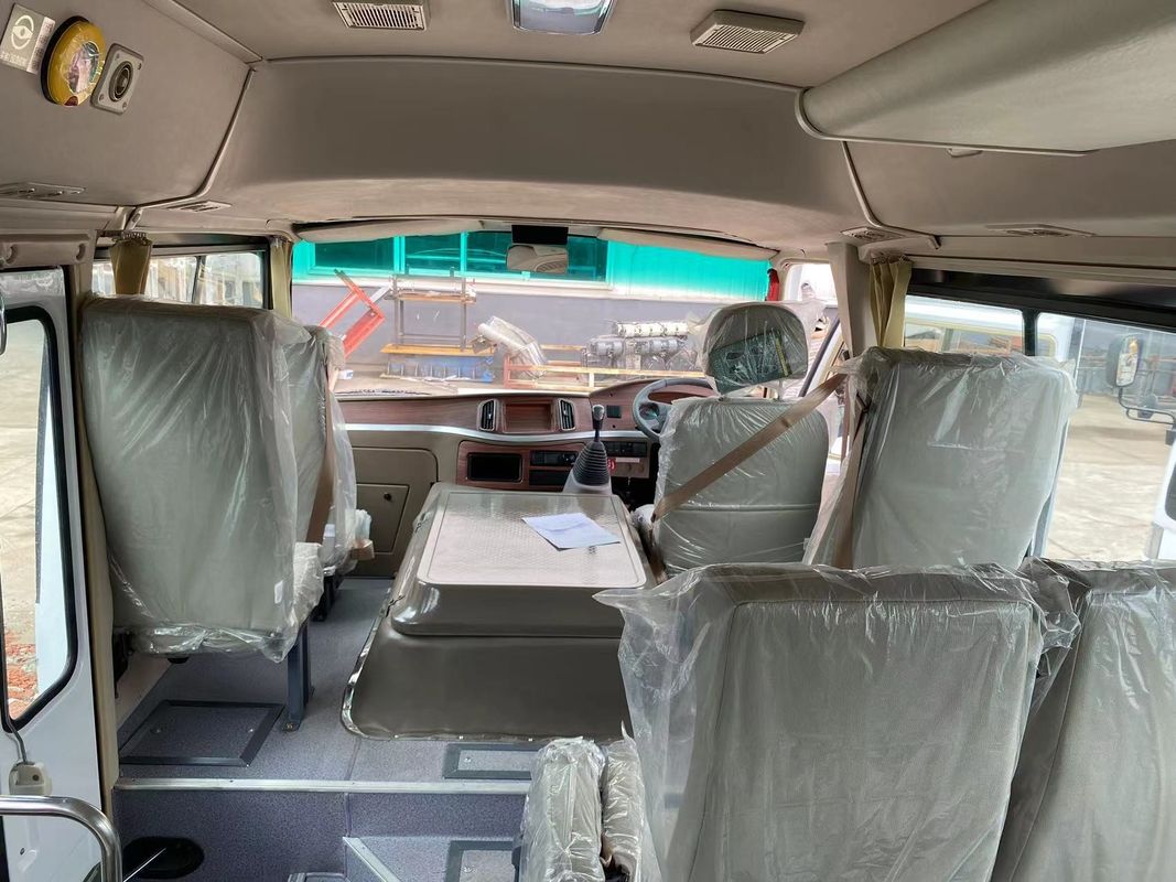 Yuchai Motor 30 Sitz Mudan Pendlerbus Diesel RHD und LHD Fahrer 100km/h Maximalgeschwindigkeit