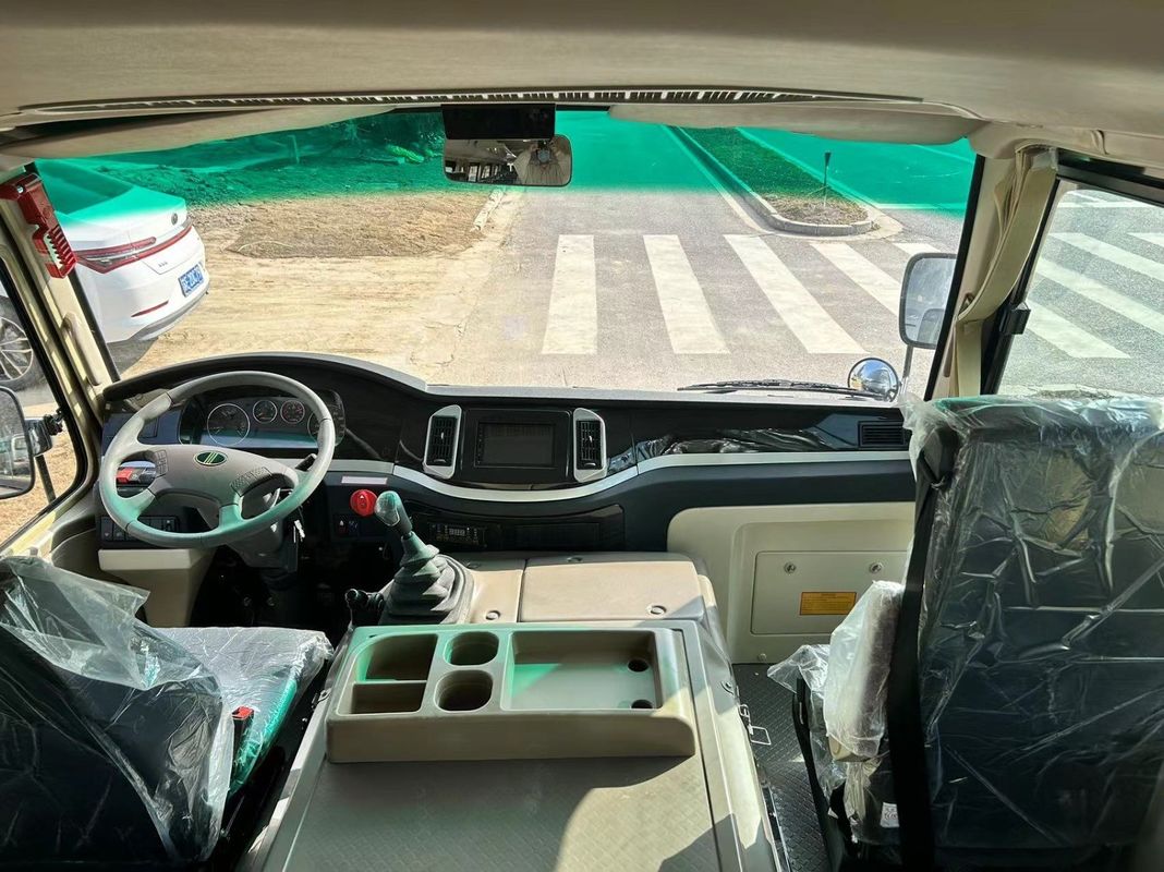 Yuchai Motor 30 Sitz Mudan Pendlerbus Diesel RHD und LHD Fahrer 100km/h Maximalgeschwindigkeit