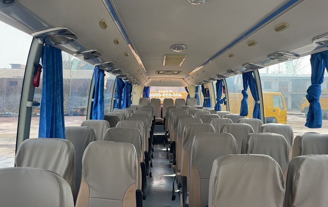 51-Sitzer Luxus-Passagierbusse mit hinteren Motoren