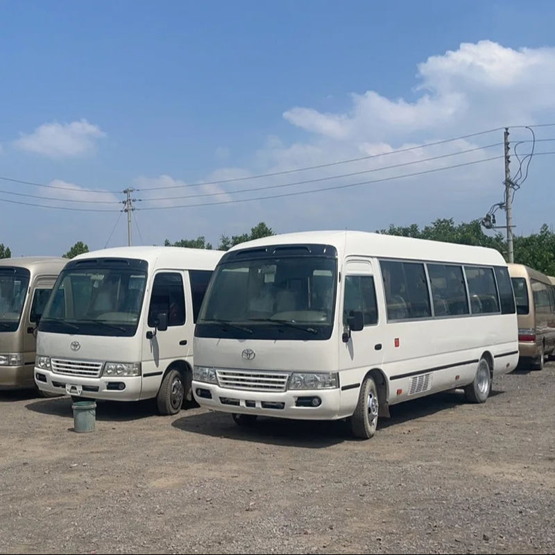 Treibstoff- 30 Sitzplätze Gebrauchtbahnbus mit 1HZ Toyota Dieselmotor und 9.00R20 Reifen