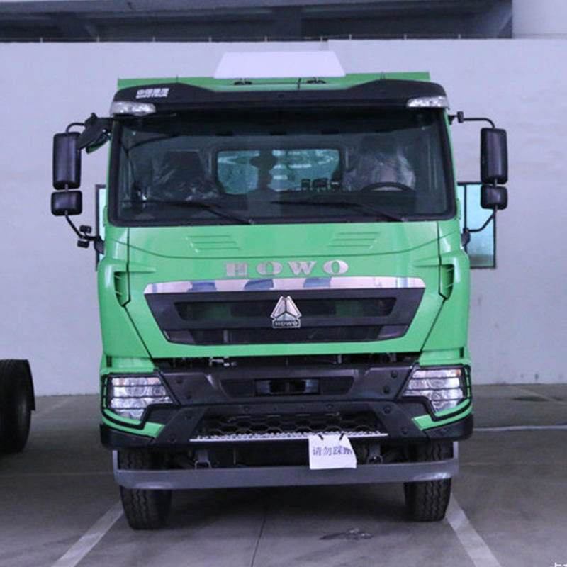 Howo 40 Tonnen Kapazität Tipper Truck mit Ladung Tank Länge ≥ 8m und WEICHAI Motor