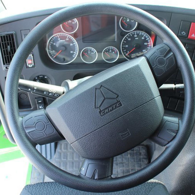 Howo 40 Tonnen Kapazität Tipper Truck mit Ladung Tank Länge ≥ 8m und WEICHAI Motor