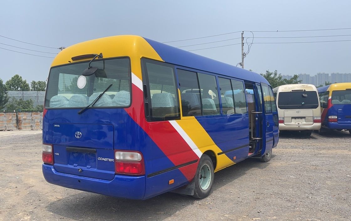 6-8L Motorkapazität Linkslenker Toyota Coaster Bus stark überholt Gebraucht Euro 3