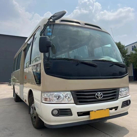 7005*2040*2785mm Toyota Coaster 30-Sitzer-Minibus mit einer Kapazität von 17-30 Plätzen