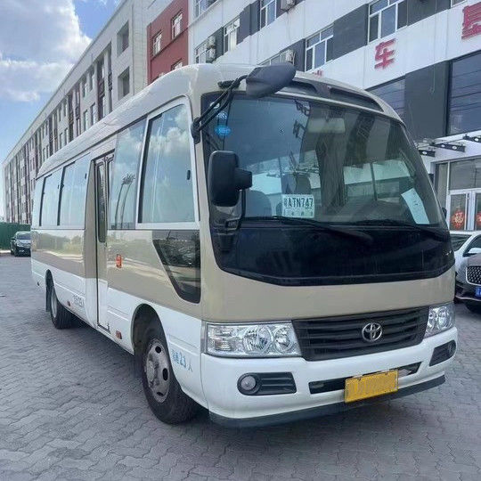 7005*2040*2785mm Toyota Coaster 30-Sitzer-Minibus mit einer Kapazität von 17-30 Plätzen