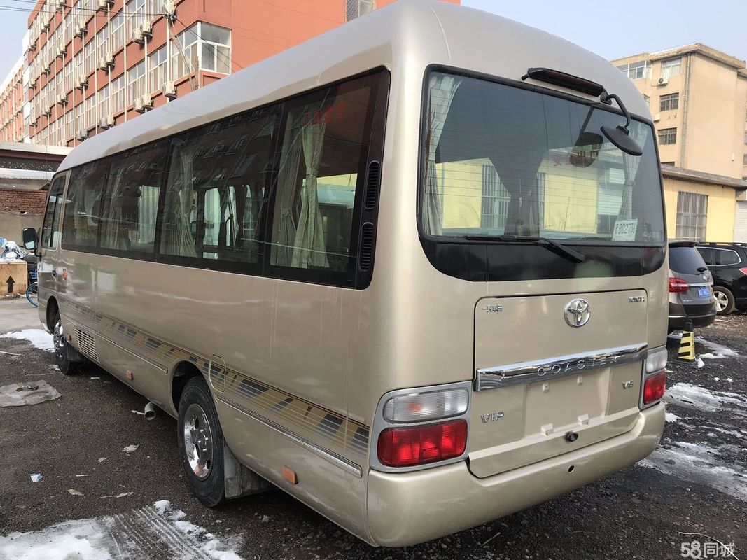 30 Sitzplätze Gebraucht-Toyota-Straßenbus in gutem Zustand und 7005*2040*2785 Reifen 9.00R20