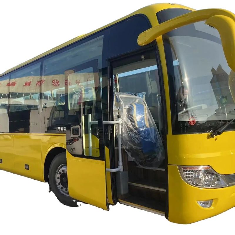 Gebraucht 65-Sitzer ZK6121 12m Bus mit 8,4L Hubraum und linksseitigem Lenkrad