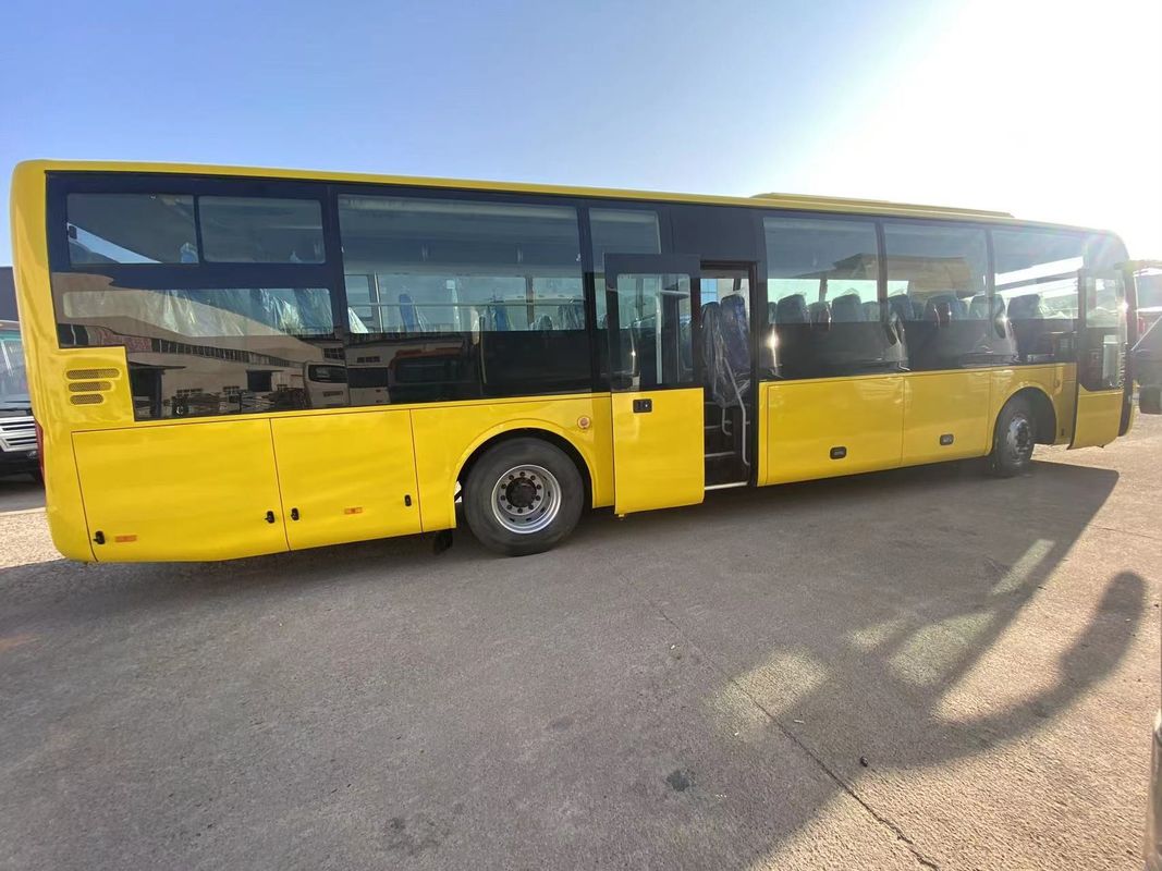 Gebraucht 65-Sitzer ZK6121 12m Bus mit 8,4L Hubraum und linksseitigem Lenkrad
