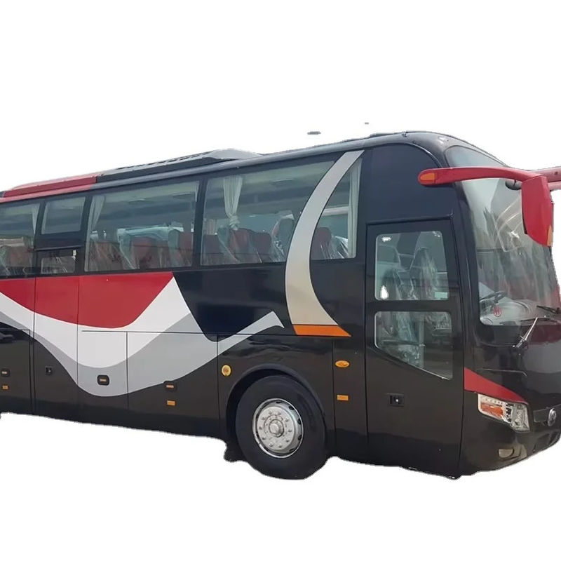 Finden Sie Ihren perfekten 47-Sitzer-Bus mit hinteren Motor und geringen Kilometerlauf von 56000km bei uns