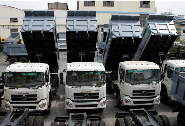 ABS-Anti-Block-Bremssystem Ja 6x4 Straßen-Dump-Truck für den Bergbau Hydraulischer Aufzug