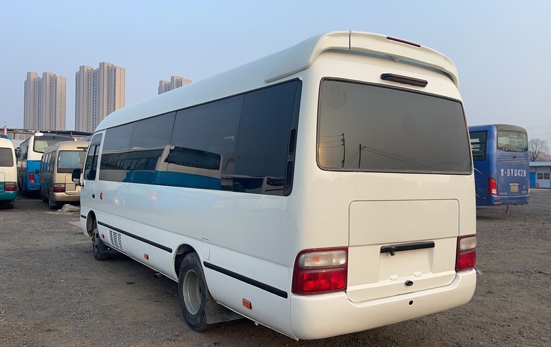 G.V.W. 6750kg recht gebraucht, komfortabel, speziell gefärbter Bus zum Verkauf