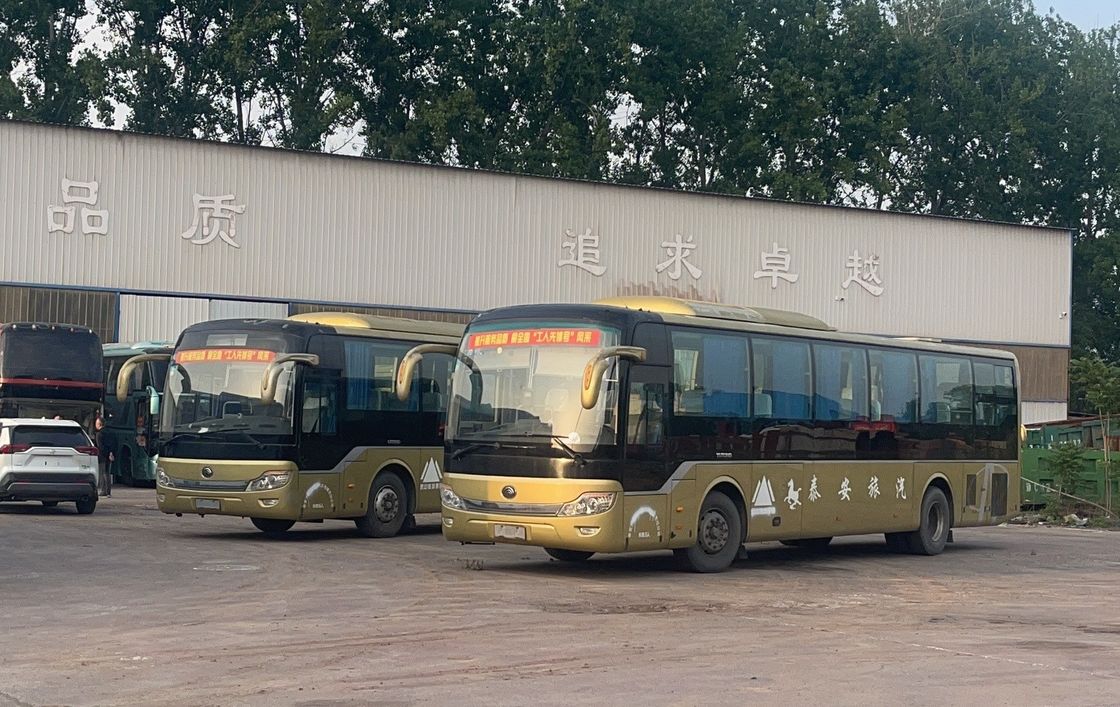 Bestand von 65 Sitzplätzen LHD-Tourbus mit Euro 3-Emissionsstandard und Blattfeder-Aufhängung