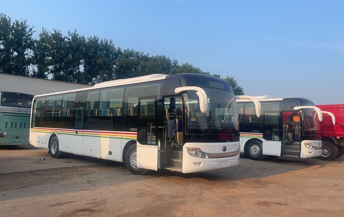 Erschwinglicher Gebraucht-Diesel-Motor, 60 Sitzplätze, Bus für den Transport