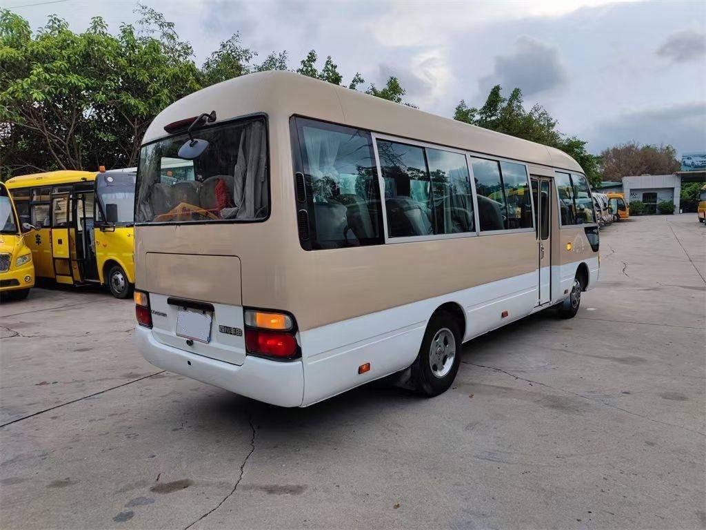 Motor 15B-FT 29 Sitze Toyota Coaster Bus mit guter Leistung und Handgetriebe