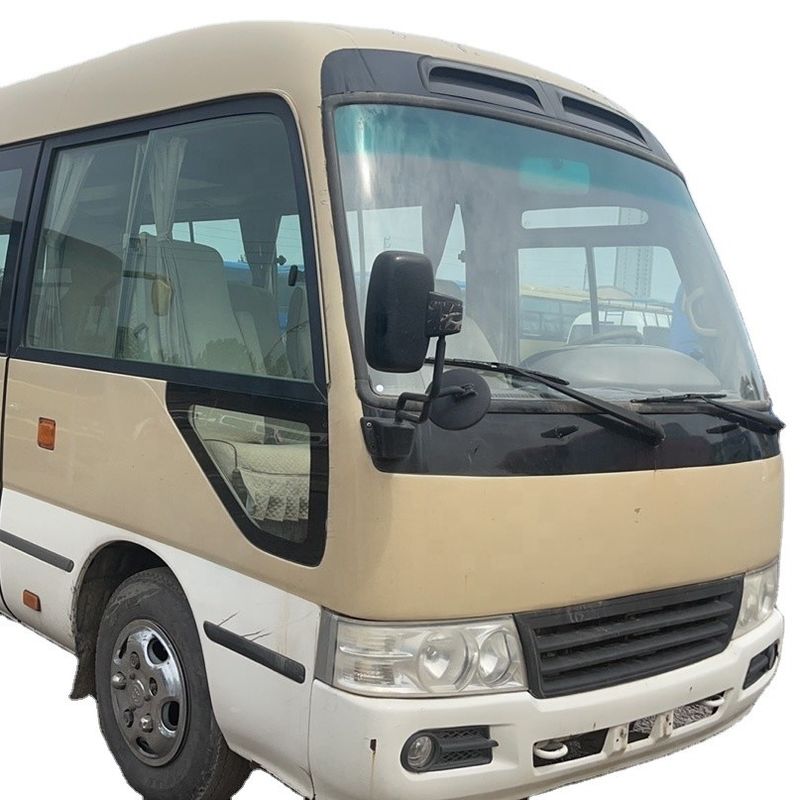 Gebrauchtes Toyo Ta Coaster 30-Sitzer-Bus mit 6-8L Motorkapazität und maximaler Leistung 113/5200kw