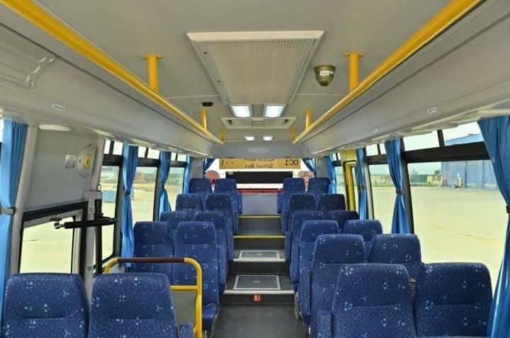 Toyo ta Coaster Bus mit YC4FA130-30 Motor und Hochgeschwindigkeit in ausgezeichnetem Zustand