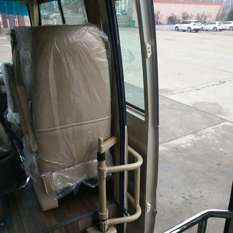 LHD-Straßenbus 30 Sitzplätze in gutem Zustand Kraftstofftyp Diesel Straßenbahngewicht 3000kg