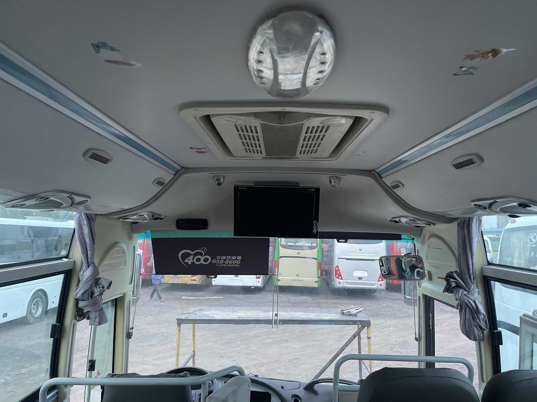 Erschwinglich 55-65 Sitzplätze Gebraucht Youtong Bus Coach LHD Drive Typ 6-8L Motor Kapazität