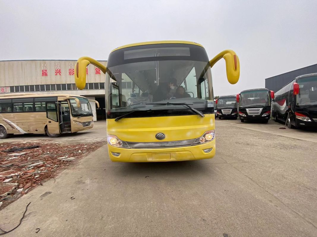 70 Sitzplätze Luxusbus mit Dieselkraftstoff und 6 8L Motor