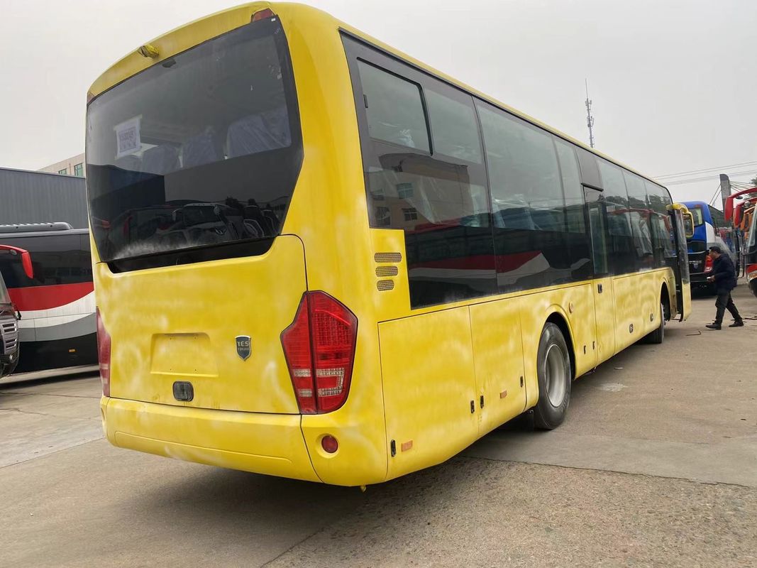 70 Sitzplätze Luxusbus mit Dieselkraftstoff und 6 8L Motor