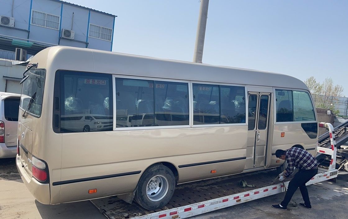 7m Toyota-Straßenbus mit 30 Sitzplätzen Maximale Gesamtmasse 5400kg 16/10 Annäherungs-/Abfahrtswinkel