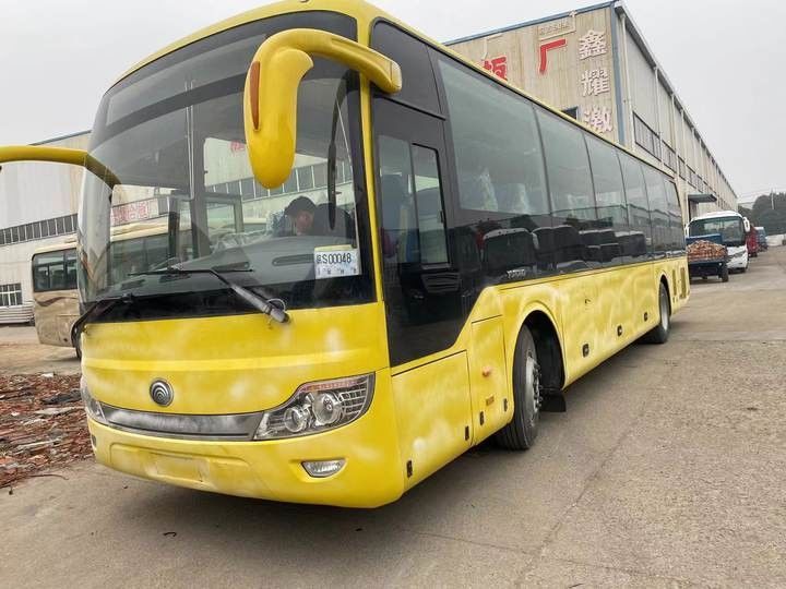 Linksgetriebene Dieselmotor 70 Sitzplätze Gebrauchtbus Euro 3 Optionale Servolenkung