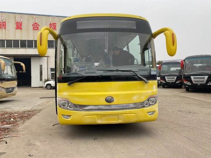 Linksgetriebene Dieselmotor 70 Sitzplätze Gebrauchtbus Euro 3 Optionale Servolenkung