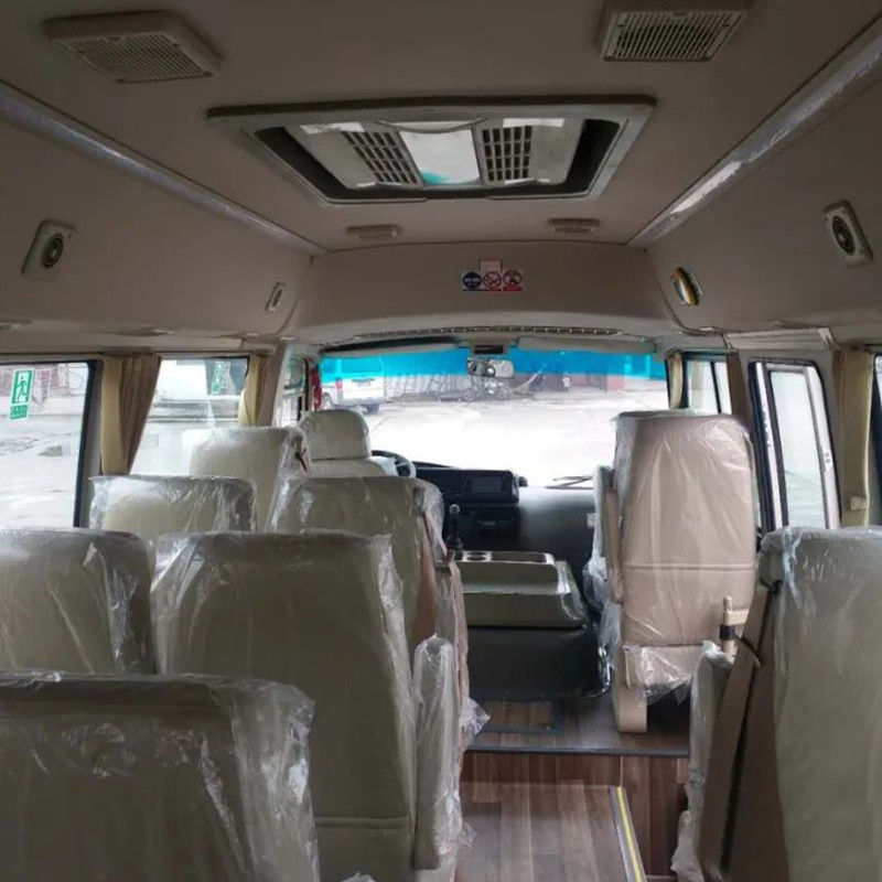 30 Sitzplätze Bus-Coaster Gebraucht Toyota Original umgebaut, um Kundenwünsche zu erfüllen