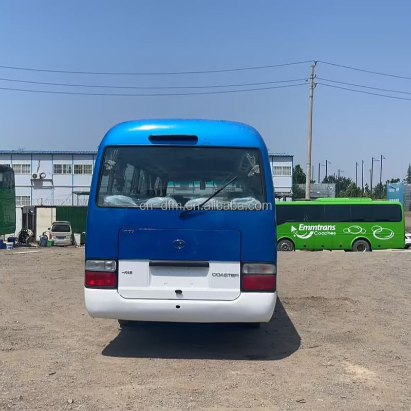 16-30 Sitzplätze Gebrauchtbus Toyota Coaster mit Euro 3-Emissionsstandard in gutem Zustand