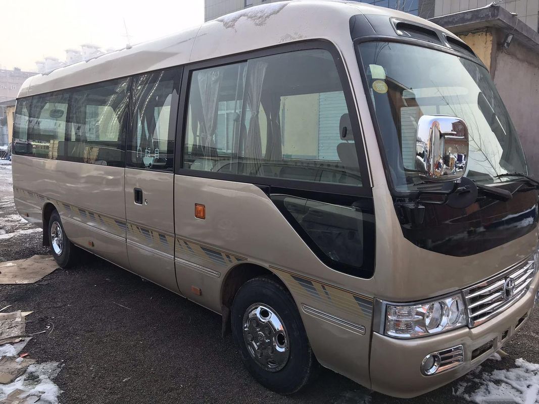 Ein 30-Sitzer-Coaster-Bus mit 6-8-Liter-Benzin-Engine-Kapazität wird 2022 direkt verkauft