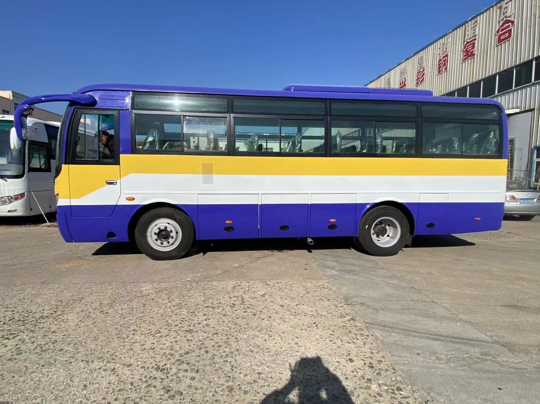 45-Sitzer-Youtong-Tourenbus mit Toilette und Handgetriebe zu guten Preisen