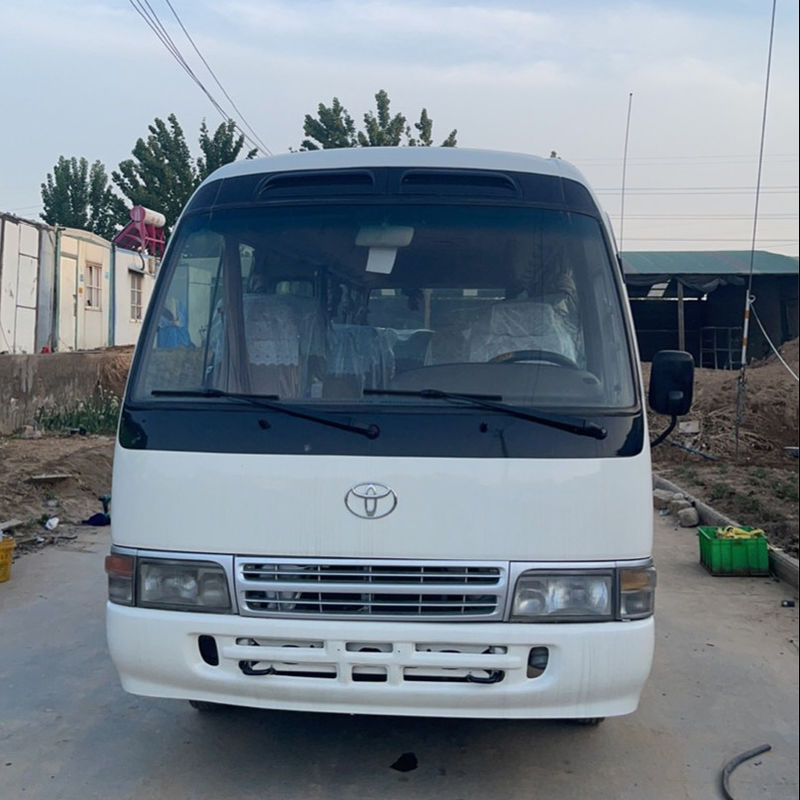 Forderung des Kunden 2019 Toyota Coaster Bus mit 25 Sitzplätzen und LHD Diesel