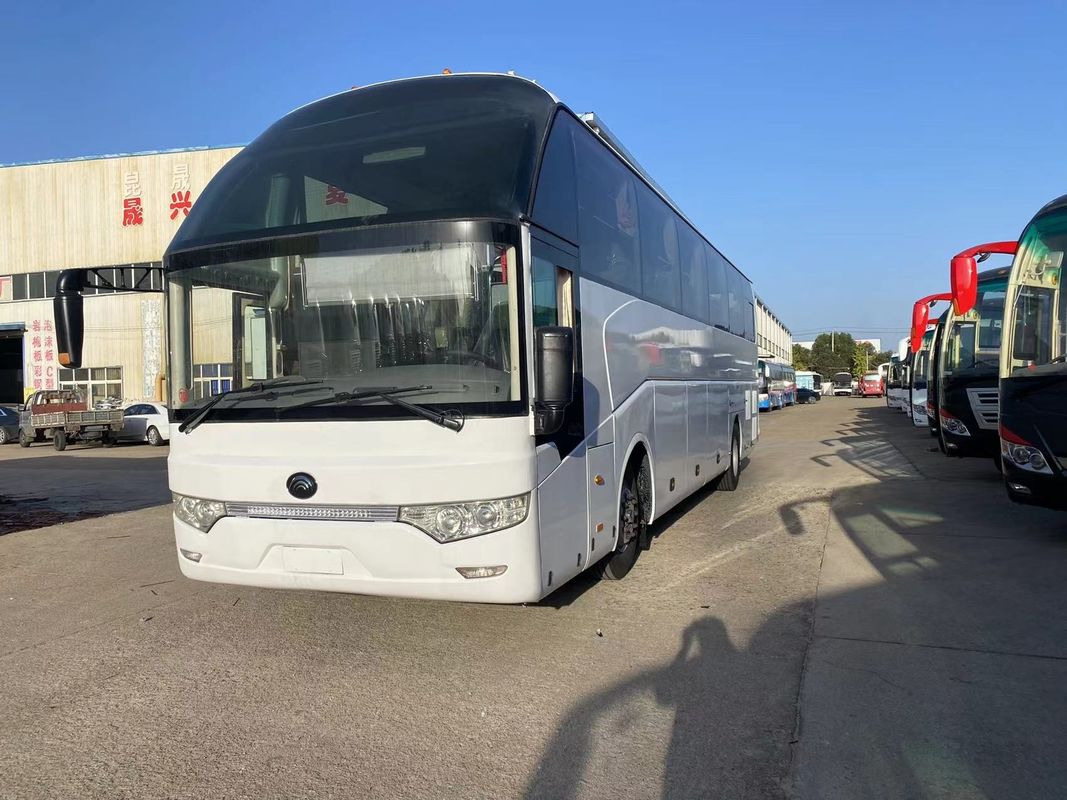 Kundenanforderung 60 Sitzplätze Luxusbusse mit 65 Sitzplätzen Youtong Gebrauchtbus