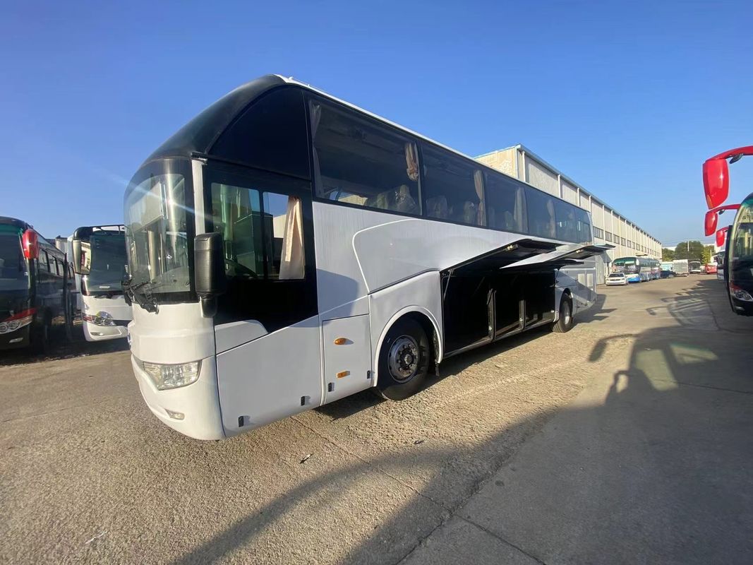Kundenanforderung 60 Sitzplätze Luxusbusse mit 65 Sitzplätzen Youtong Gebrauchtbus