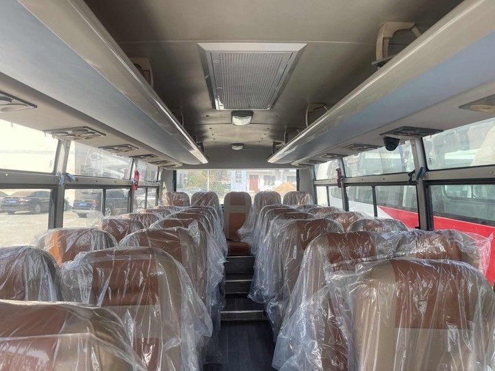 Gebrauchte Busse für Fernreisen mit Reifen 8,25R20 und Motor mit einer Kapazität von 4-6 L
