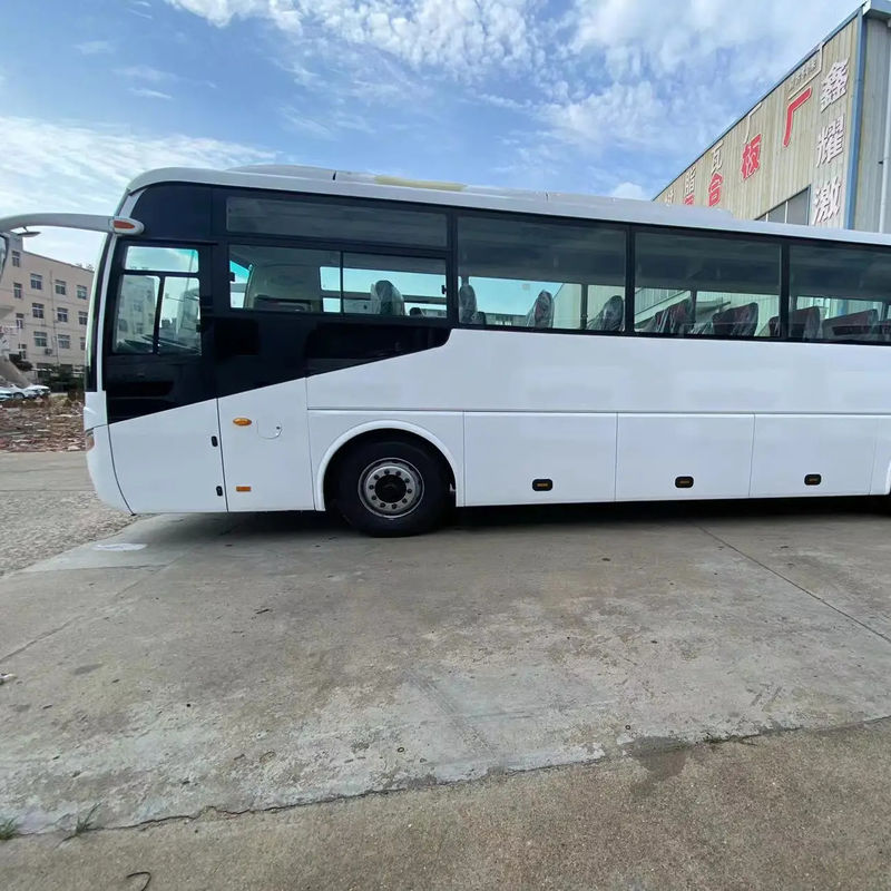 High-Refurbished Standard Gebrauchtbus Bus mit Motor Kapazität 8L und 65-67 Sitzplätze