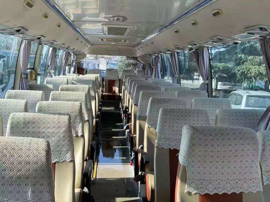 Gebrauchtes Passagierbus 47 Sitzplätze LHD Bus mit Dieselmotor und 8L Kapazität
