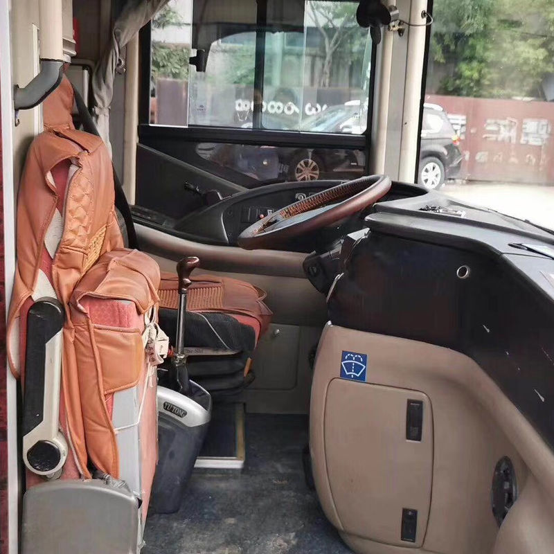 60-70 Sitzplätze Beliebtes linksgelenktes Fahren Gebrauchtbus mit Fahr- und Motorkapazität 8L