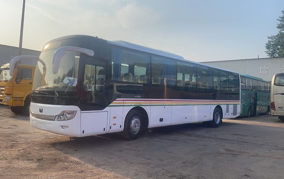 Youtong Gebrauchtbus 60 Sitze Bus mit Dieselmotor und 11R22.5 Reifen in gutem Zustand