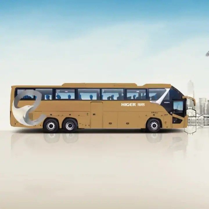 Gebraucht Bus Bus 336 PS 50-60 Sitzplätze Großer Raum FAST 6DS180T Getriebe 6-8L Motorkapazität