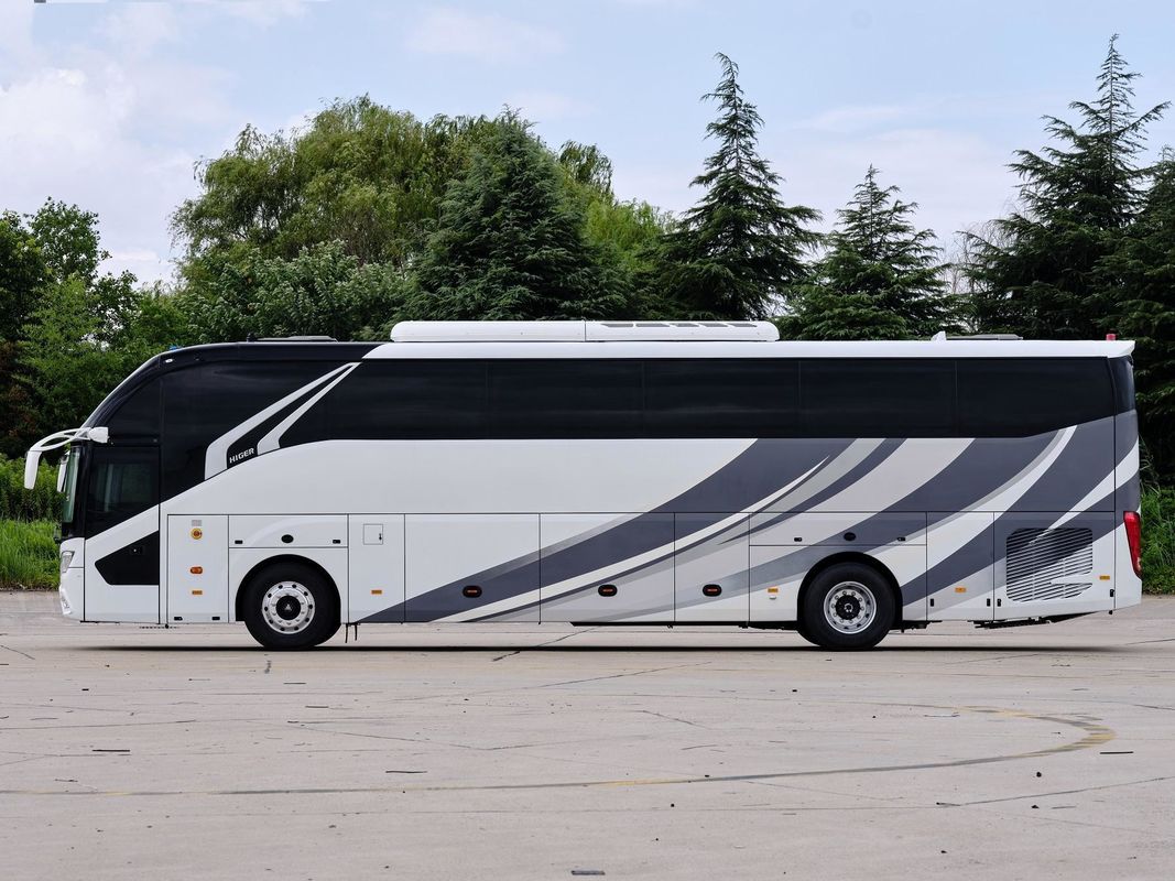 Links Fahren 12m 50 Sitzplätze Yuchai Motor Handgetriebe Passagierbus Bus