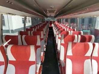 12m Touristenbus 2010 Gebrauchtbus mit 55 Sitzplätzen und geräumigen Sitzplätzen
