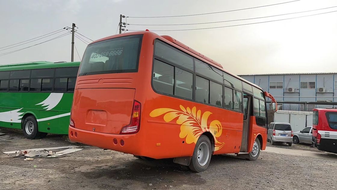 Gebrauchtes Youtong City Passagierbus mit 3300 mm Radstütze und 90 L Kraftstoffbehälter