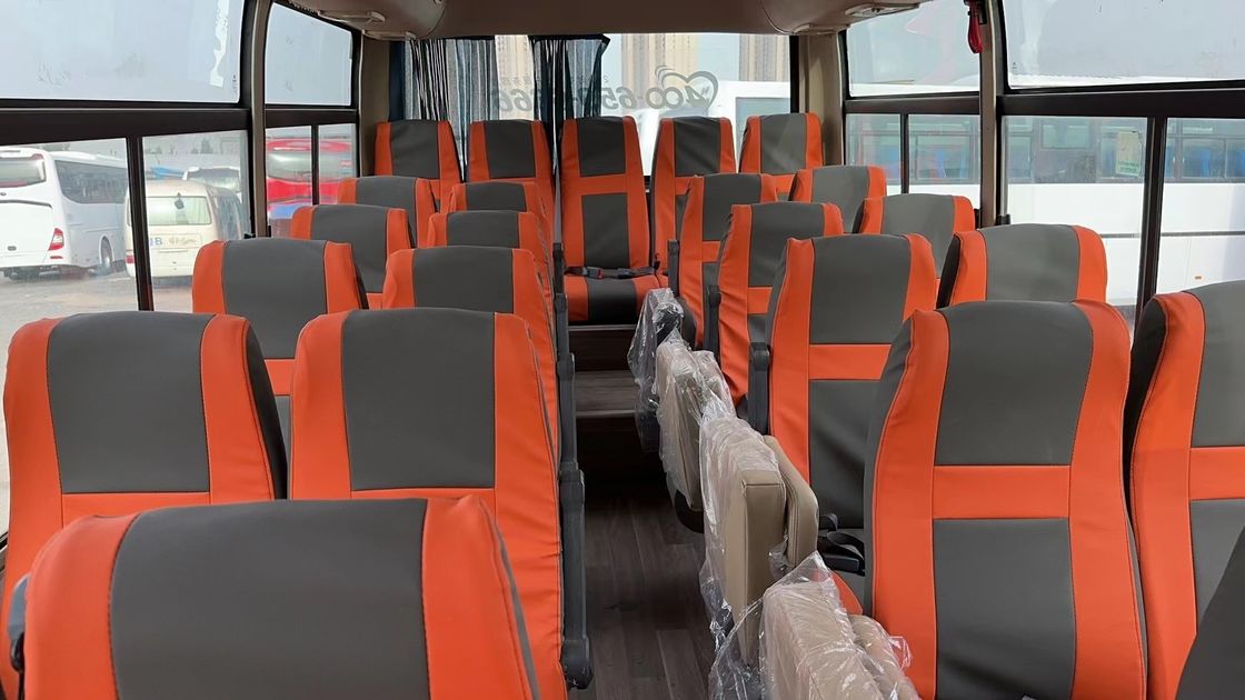 Gebrauchtes Youtong City Passagierbus mit 3300 mm Radstütze und 90 L Kraftstoffbehälter