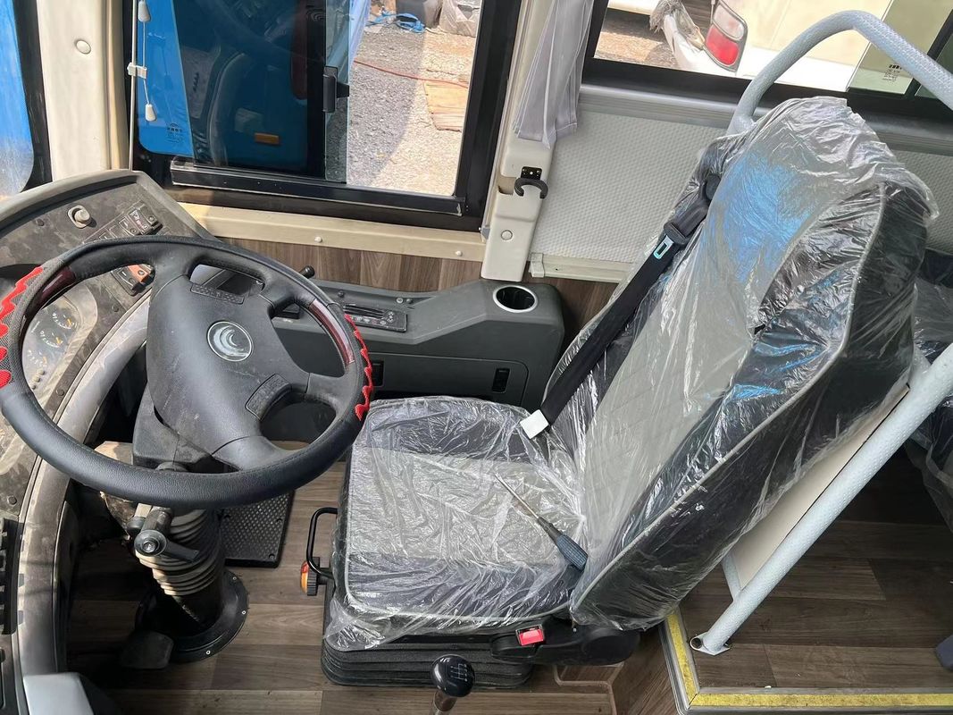 50 Sitzplätze RHD Yu Tong Bus Rechtslenker Fahrrad Reisebusse Reisebus Euro 3 Manuelle Getriebe