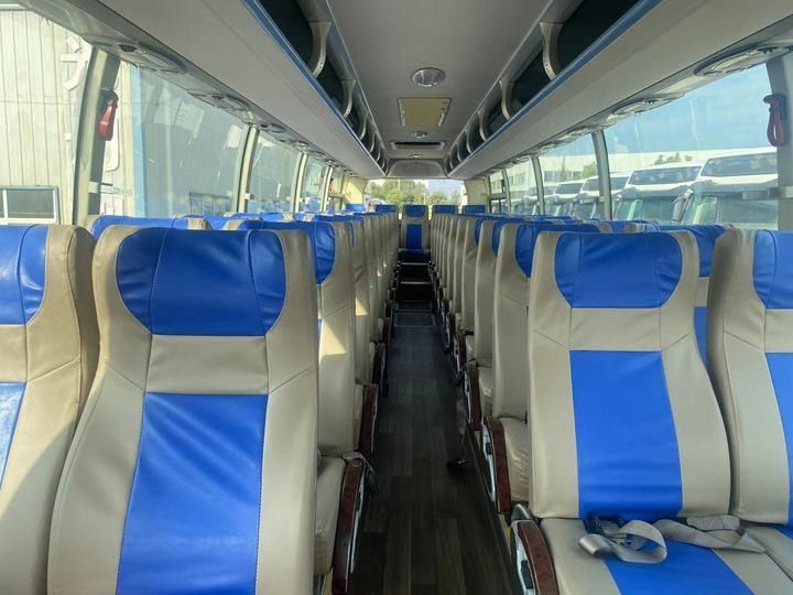 Gebrauchtbus mit 50-65 Sitzplätzen und Euro 3-Emissionsstandard in ausgezeichnetem Zustand